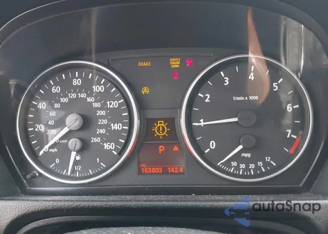 2006 BMW 330Xi z USA, uszkodzony, nr VIN WBAVD33596KV63626